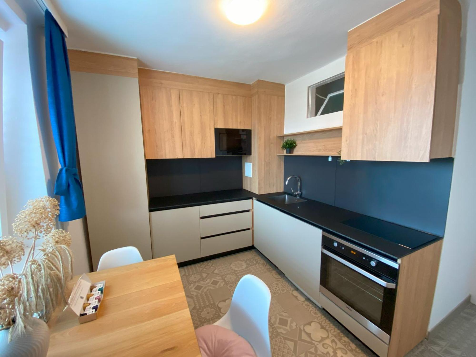 Anzotika Central Apartment, Виена Екстериор снимка